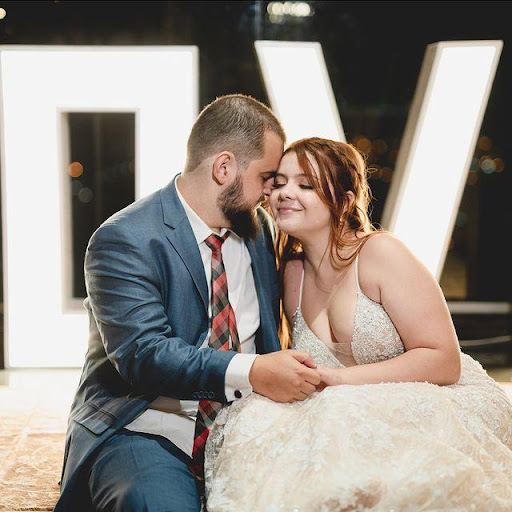 Tradição de casamento – Por que o noivo corta a gravata?